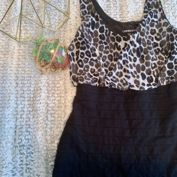Express Grey and Black Cheetah Print Body Con Dress - Picture 3 of 10